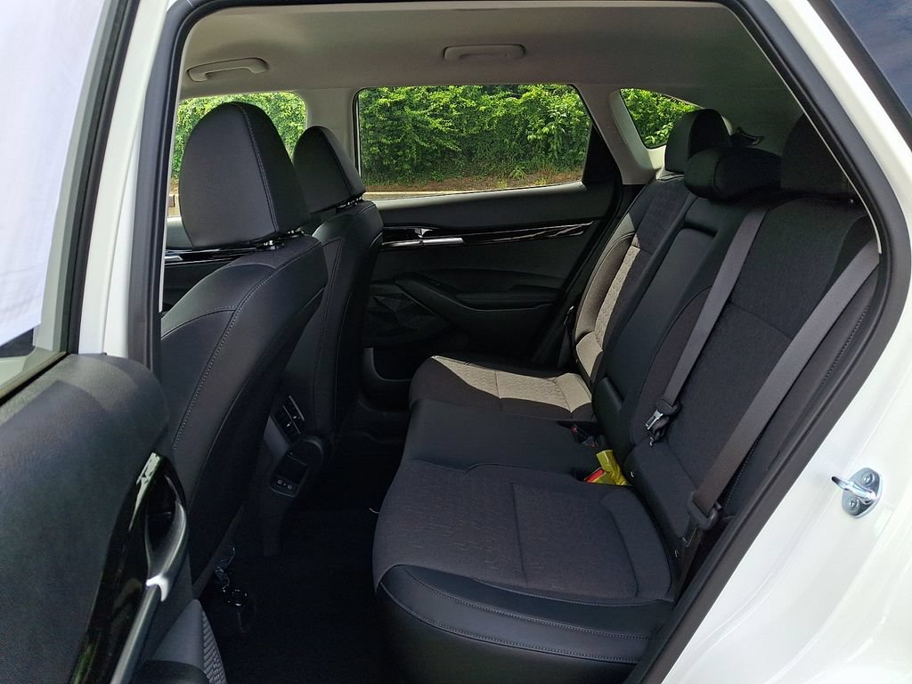 New 2026 Kia Seltos S FWD image 5