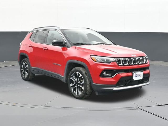 Used 2023 Jeep Compass Limited image 21
