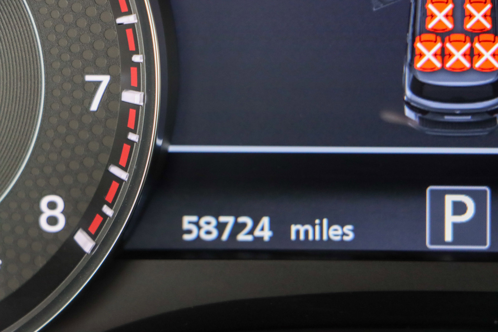 Used 2022 Nissan Armada SL w/ Captain's Chairs Package image 17