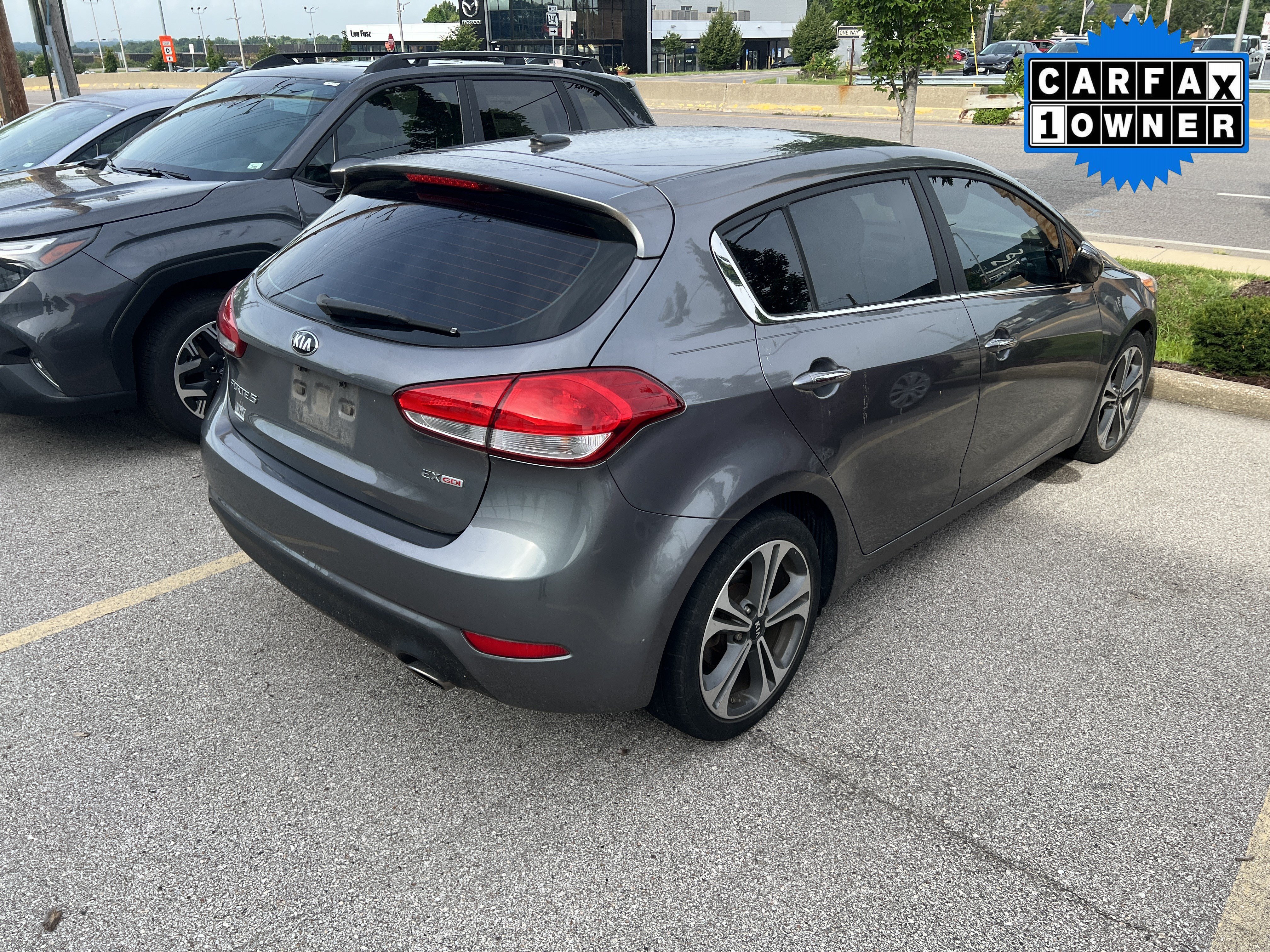 Used 2016 Kia Forte EX FWD image 4