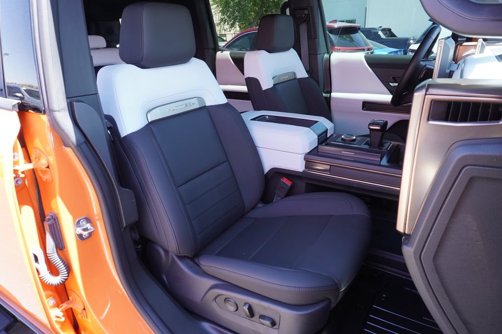 Used 2024 GMC Hummer EV 2X AWD/4WD image 12