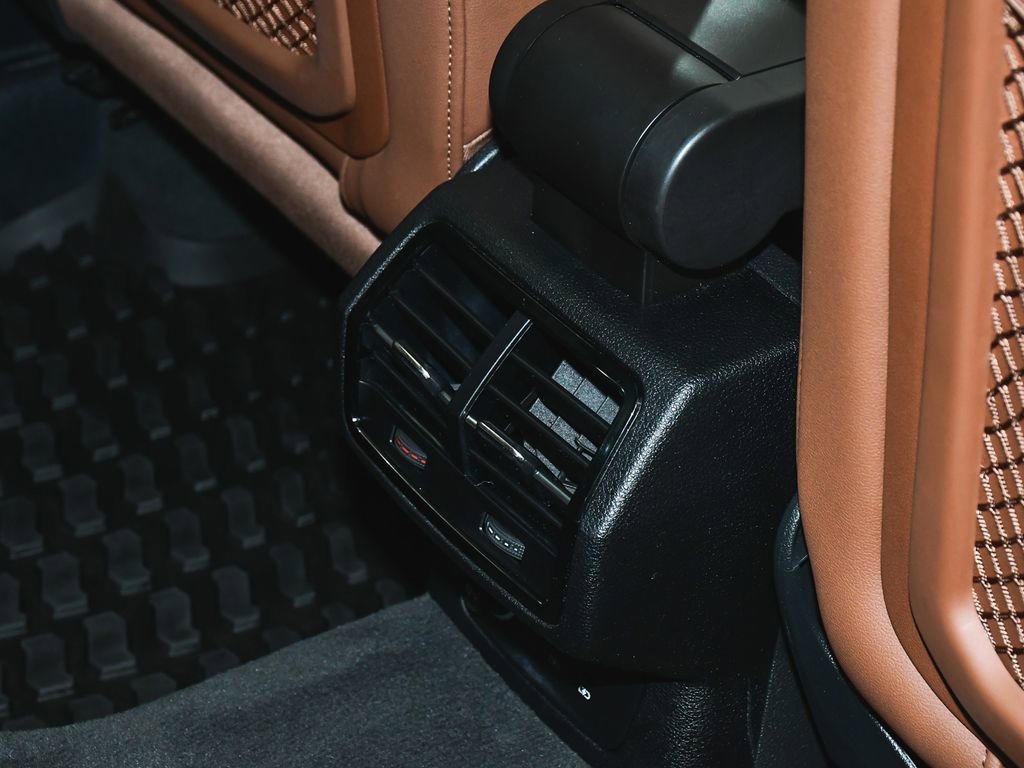 Used 2022 Audi Q3 2.0T Premium w/ Convenience Package image 43