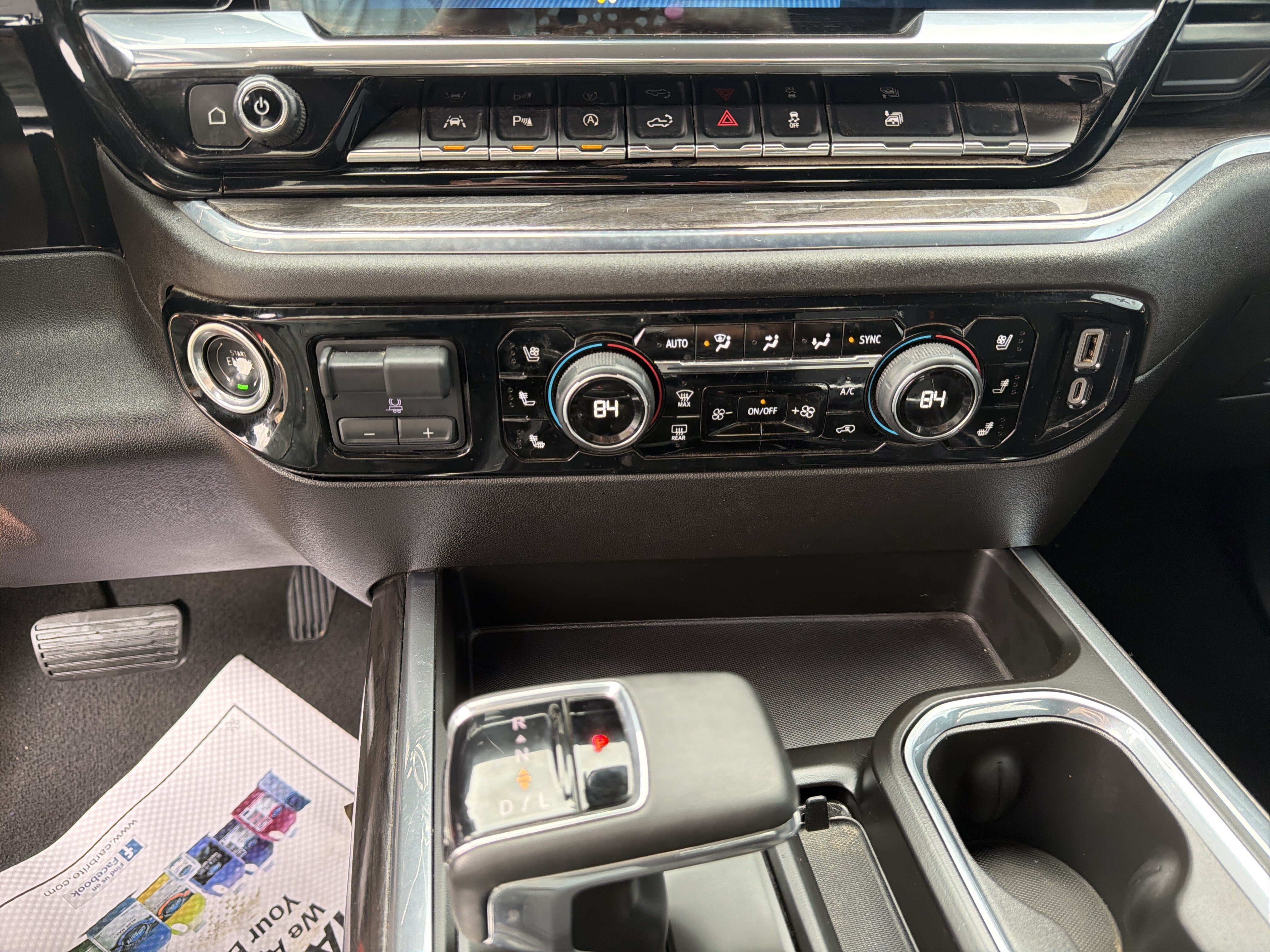 Used 2024 Chevrolet Silverado 1500 LTZ AWD/4WD image 18