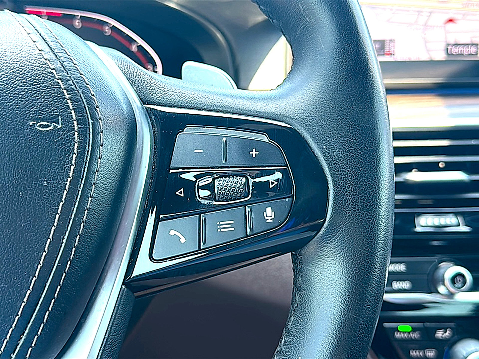 Used 2021 BMW 540i w/ Premium Package RWD image 29