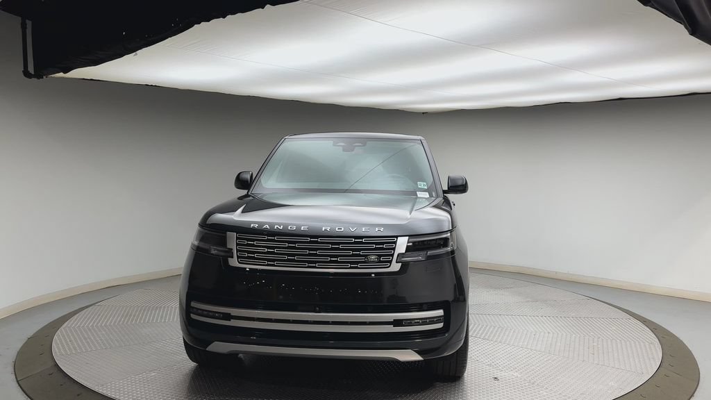 Certified 2025 Land Rover Range Rover Autobiography AWD/4WD image 7