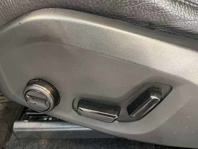 Used 2023 Volvo XC90 B6 Plus w/ Protection Package Premier image 10