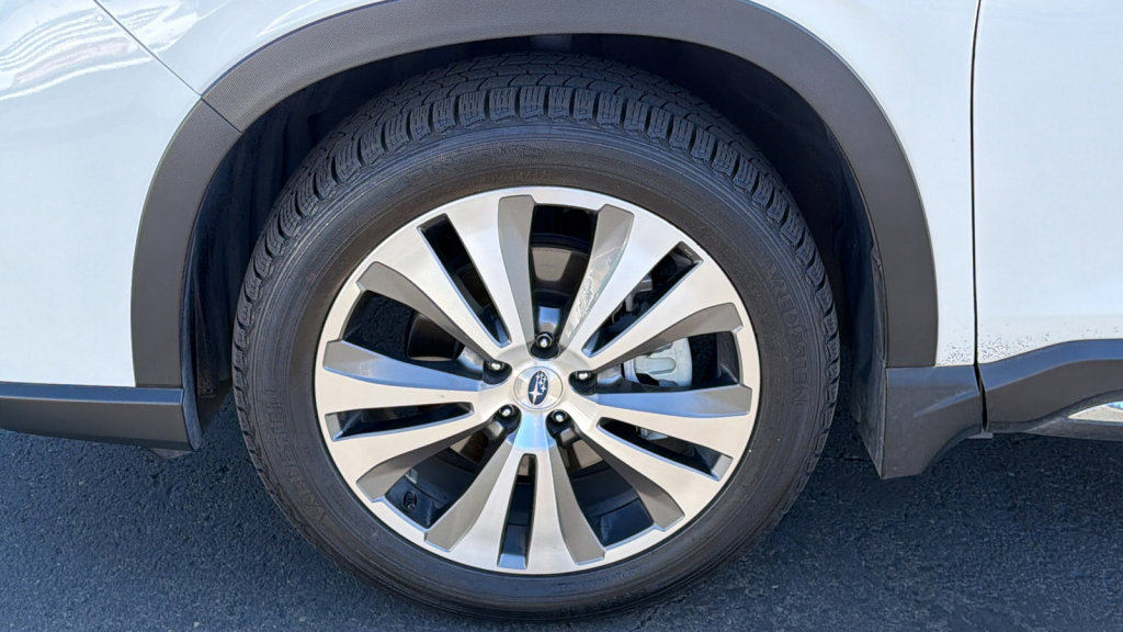 Used 2022 Subaru Ascent Limited w/ Technology Package image 9