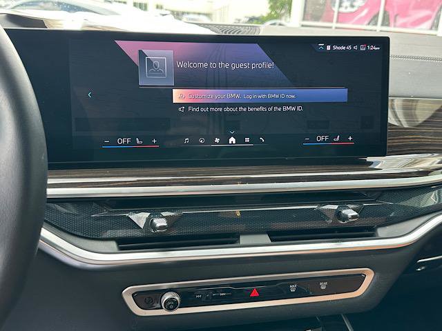 Used 2025 BMW X5 xDrive40i w/ Premium Package AWD/4WD image 28