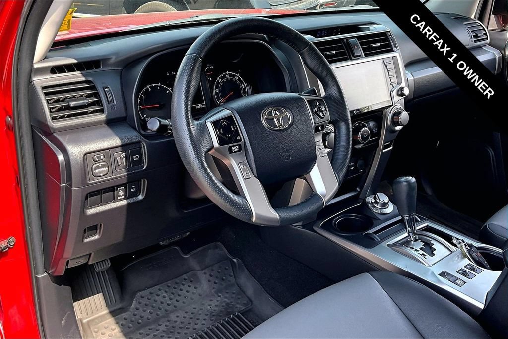 Used 2024 Toyota 4Runner SR5 Premium w/ Moonroof Package AWD/4WD image 5