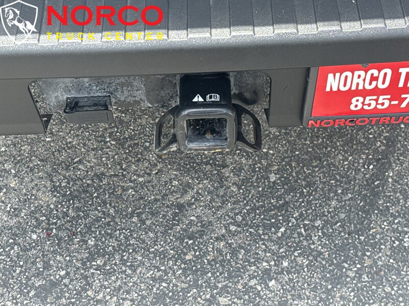 Used 2022 Ford Maverick XLT FWD image 9