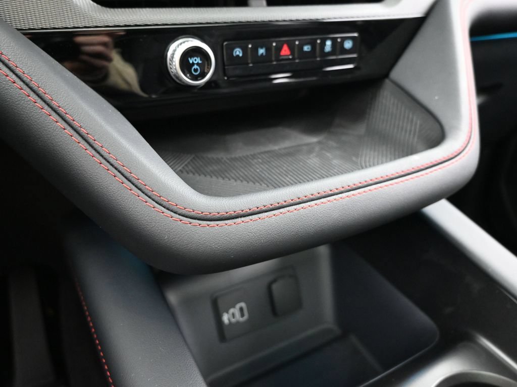 New 2026 Ford Explorer ST-Line w/ ST-Line Street Pack AWD/4WD image 14