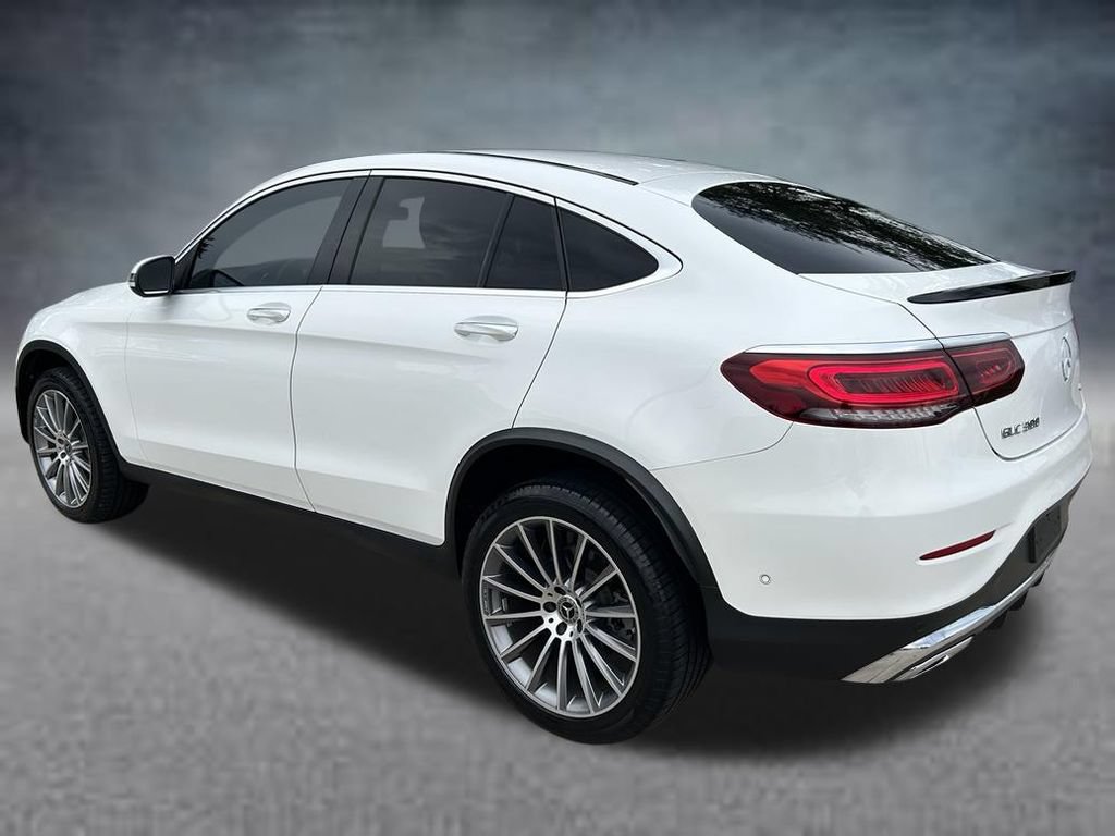 Used 2021 Mercedes-Benz GLC 300 4MATIC Coupe image 3