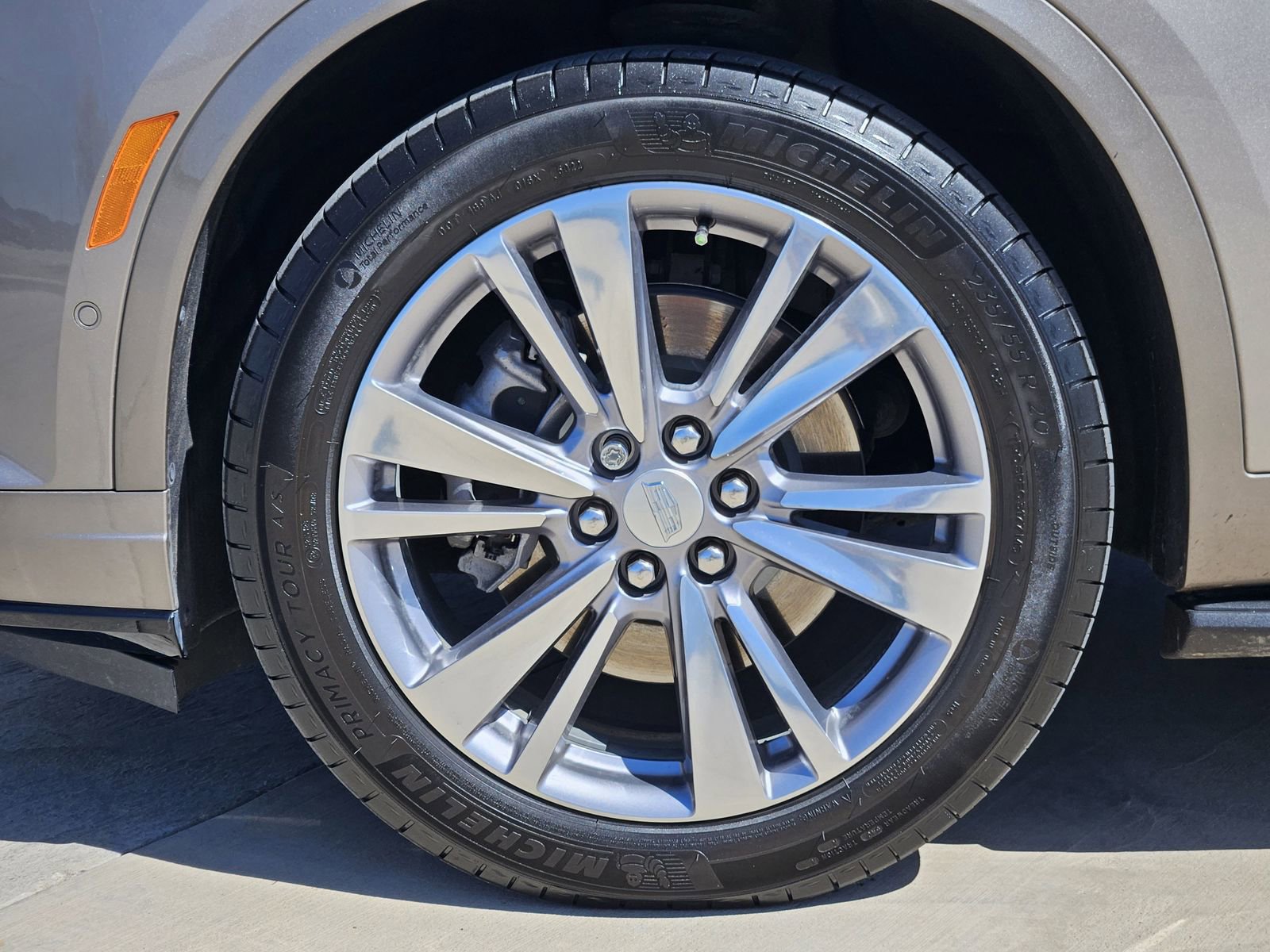 Certified 2023 Cadillac XT6 Premium Luxury w/ Platinum Package image 12