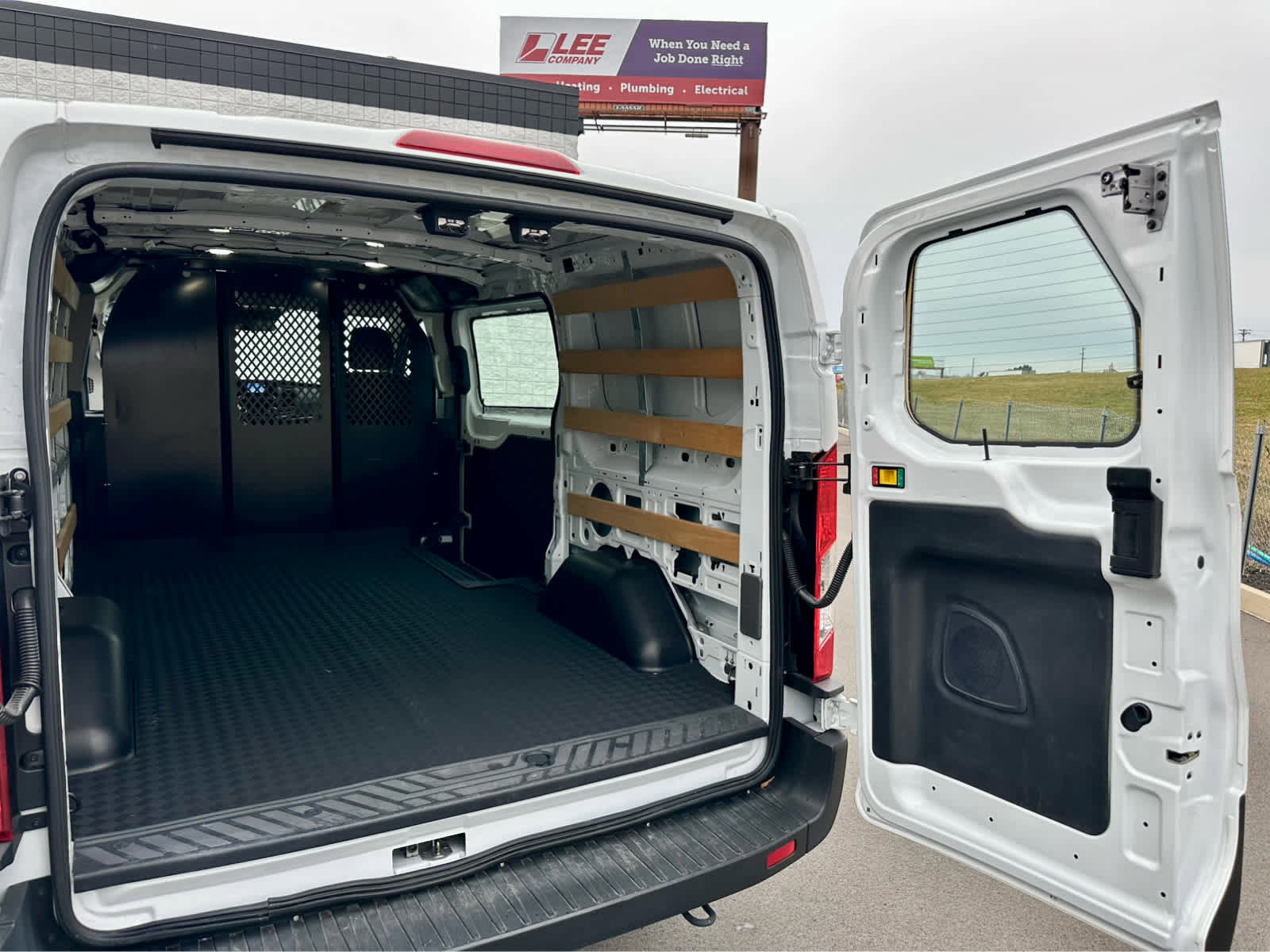 Used 2024 Ford Transit 250 Low Roof w/ Exterior Upgrade Package image 20