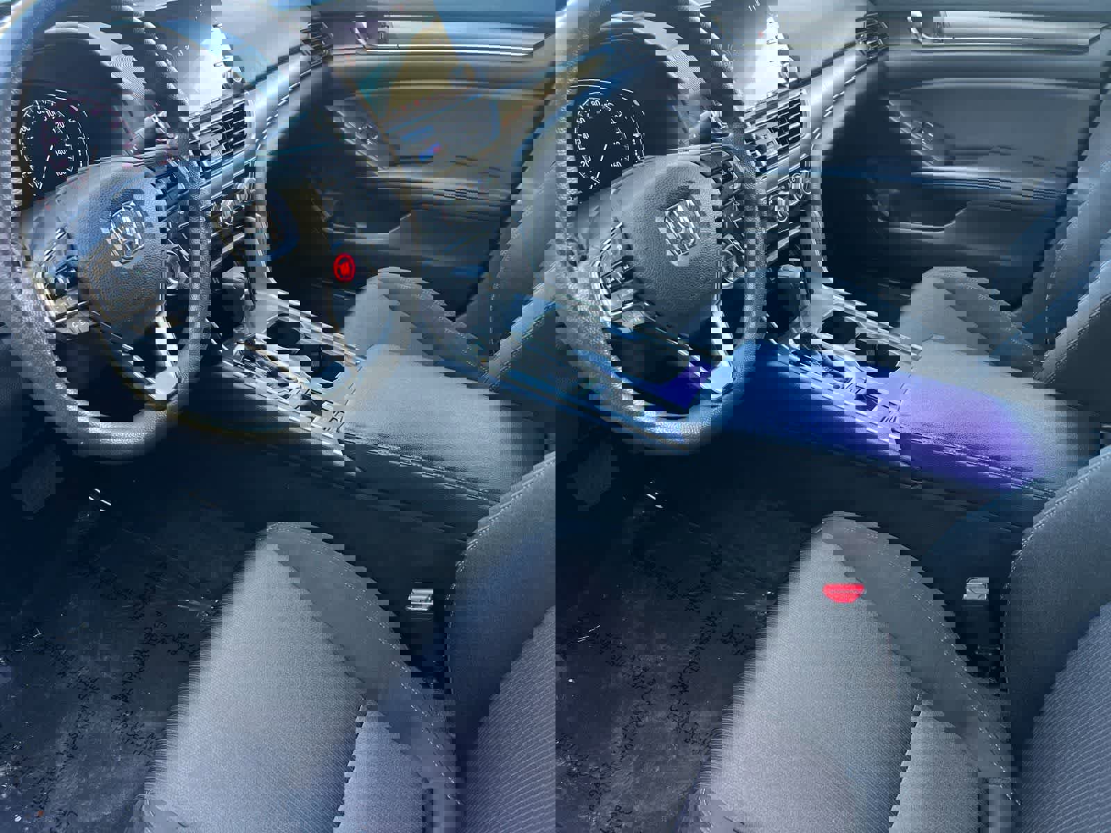 Used 2018 Honda Accord LX image 12