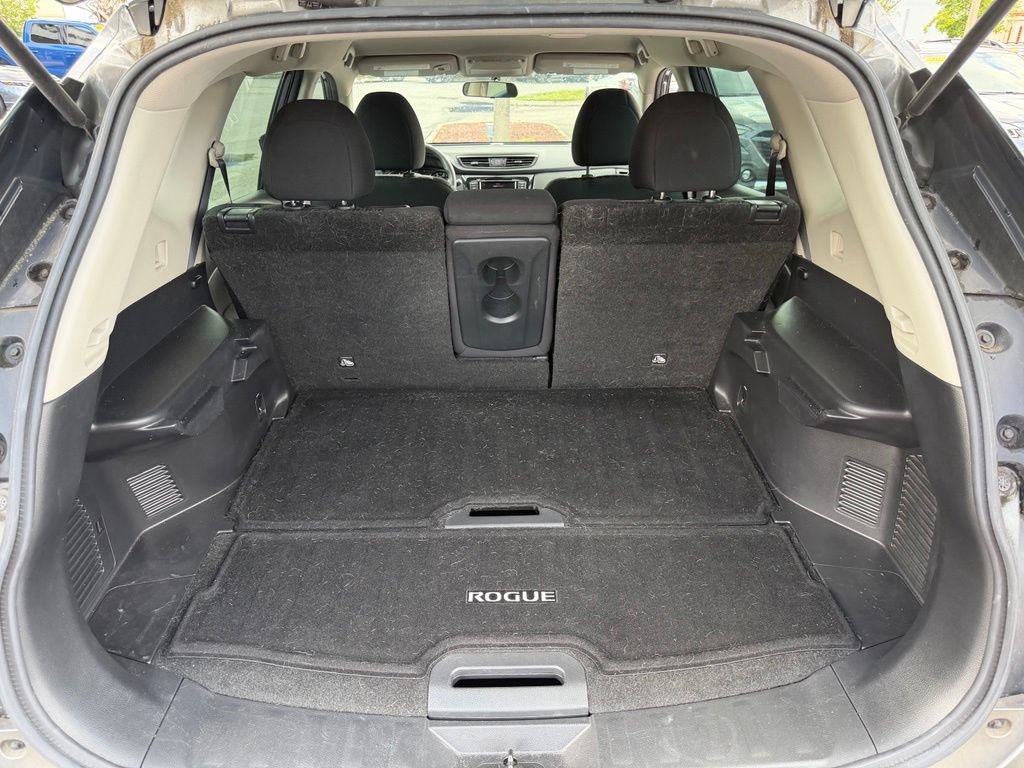 Used 2018 Nissan Rogue S FWD image 7