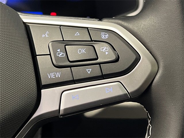 New 2026 Volkswagen Taos SE image 14