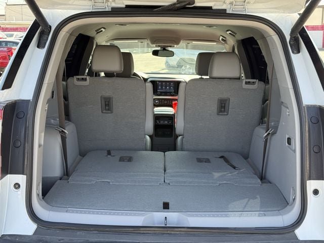 Used 2021 GMC Acadia SLT w/ Technology Package FWD image 33