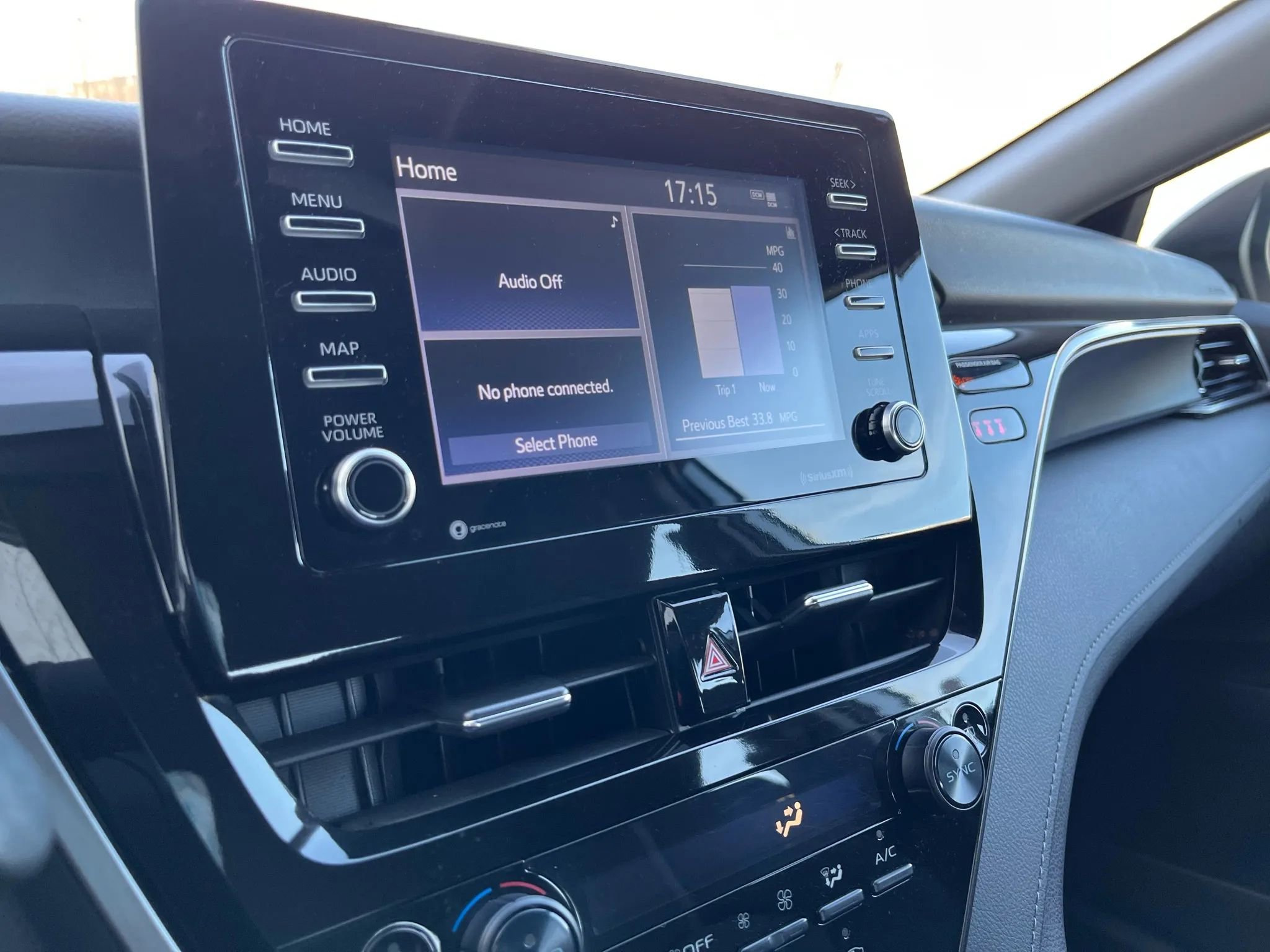 Used 2024 Toyota Camry LE image 19