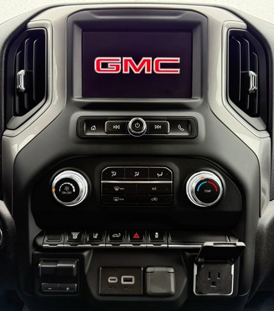 Used 2024 GMC Sierra 2500 Pro image 17