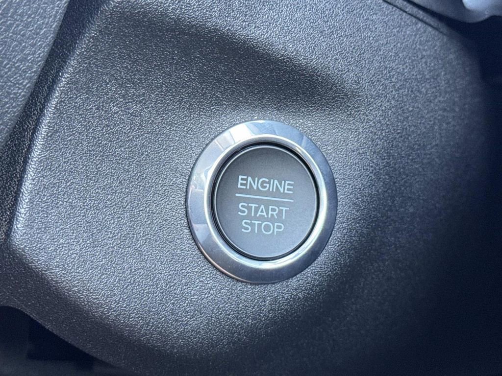 New 2026 Ford Transit 250 148 Medium Roof w/ Load Area Protection Package image 16