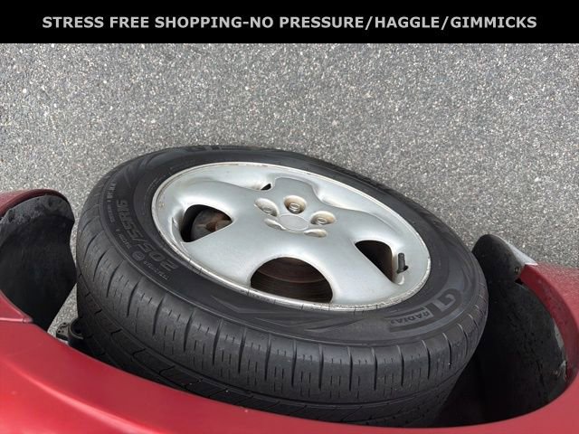 Used 2005 Chrysler PT Cruiser Touring w/ Moonroof Group image 12