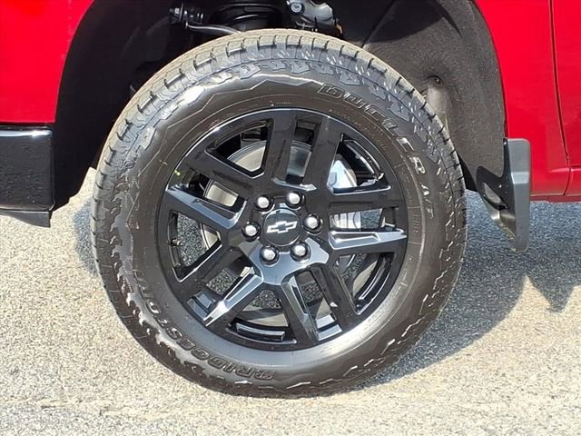 New 2026 Chevrolet Silverado 1500 LT Trail Boss w/ LPO, Dark Essentials Package image 4