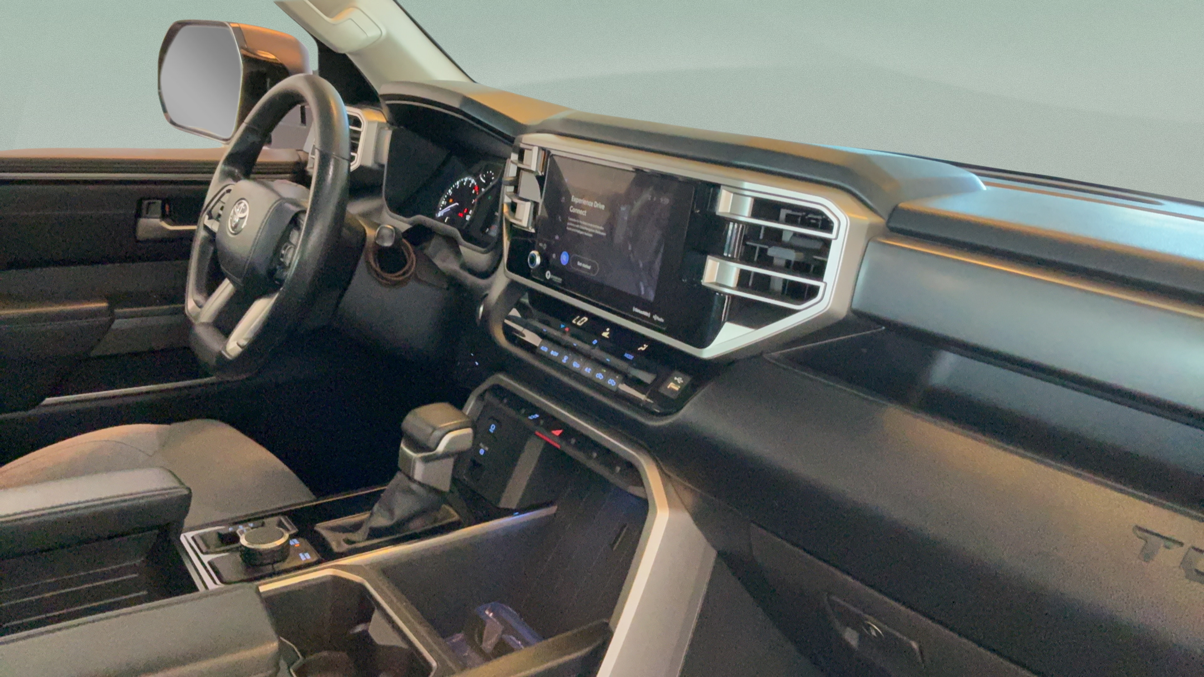 Used 2023 Toyota Tundra SR5 w/ SR5 Convenience Package AWD/4WD image 34