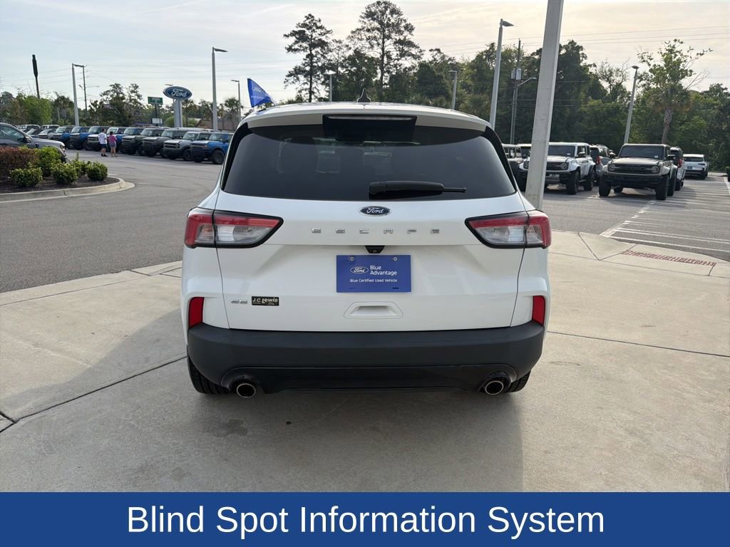 Certified 2021 Ford Escape SE w/ SE Sport Appearance Package image 6