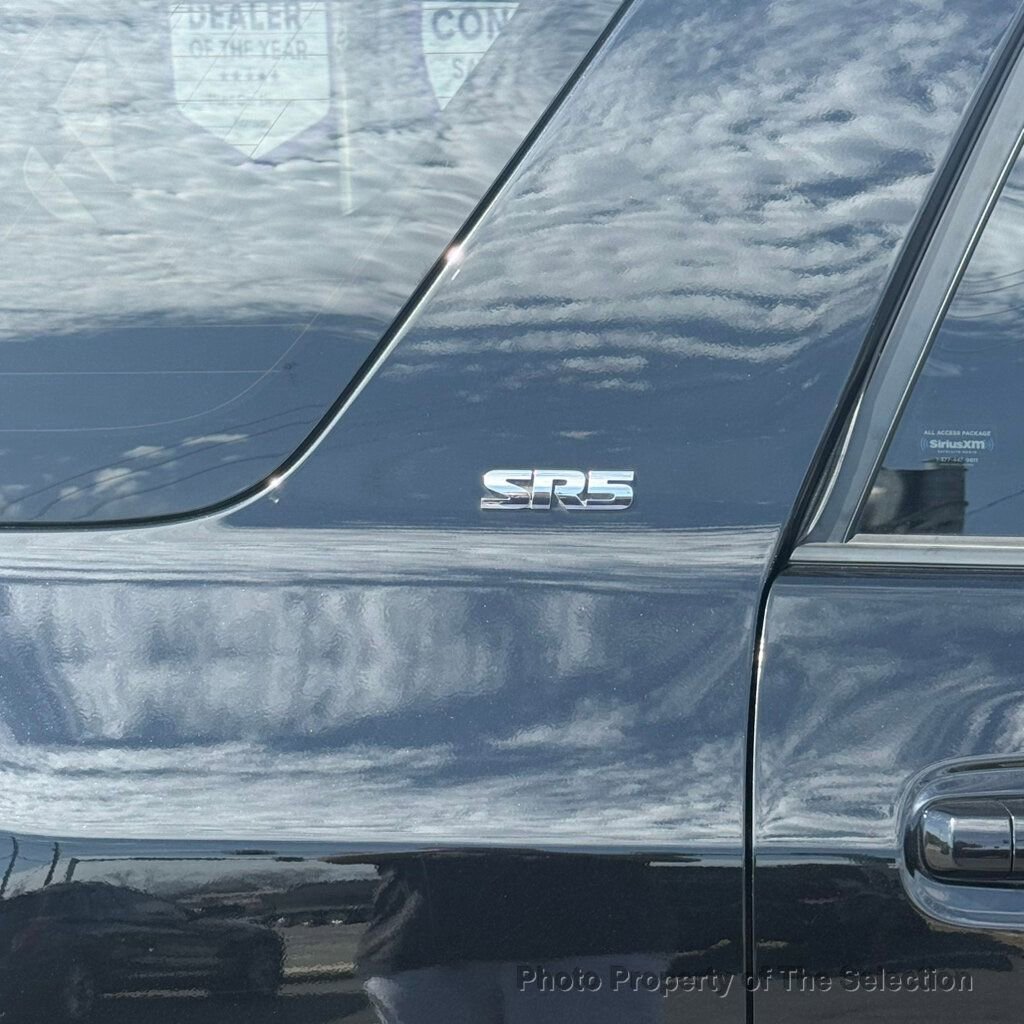 Used 2016 Toyota 4Runner SR5 image 19