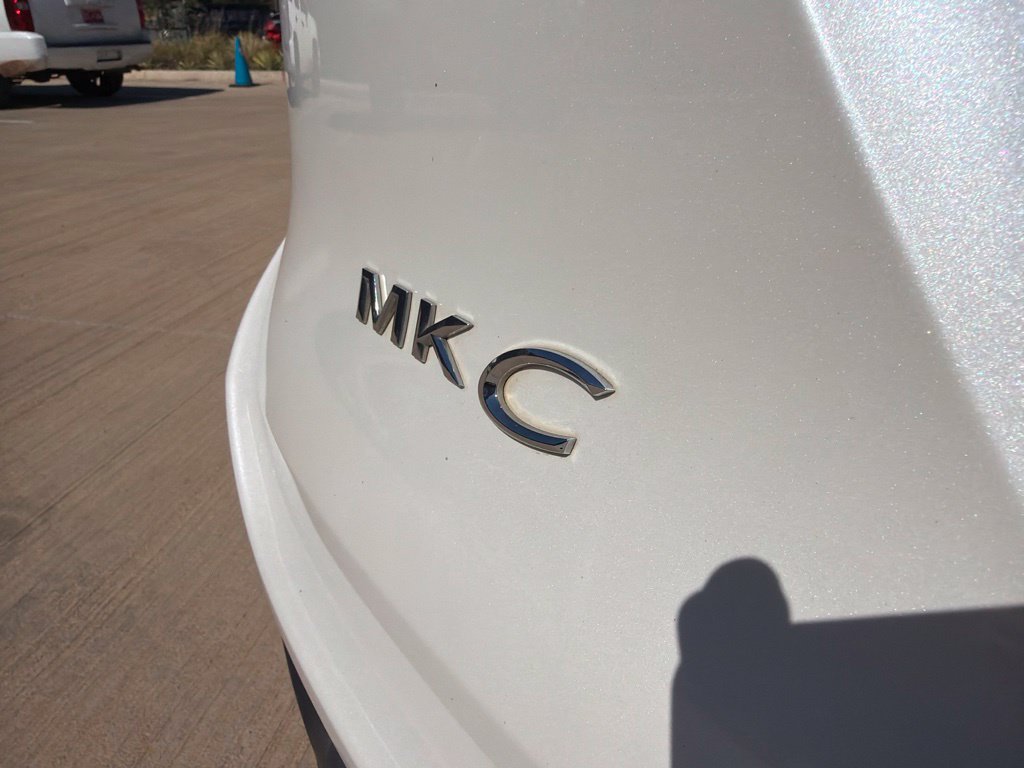 Used 2019 Lincoln MKC Reserve w/ MKC Climate Package FWD image 10