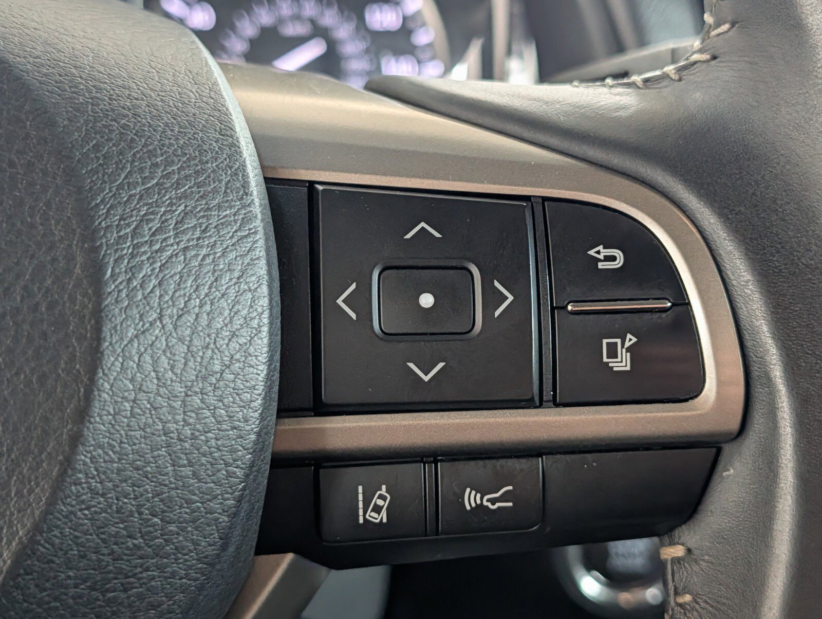 Used 2017 Lexus RX 350 FWD w/ Accessory Package image 19
