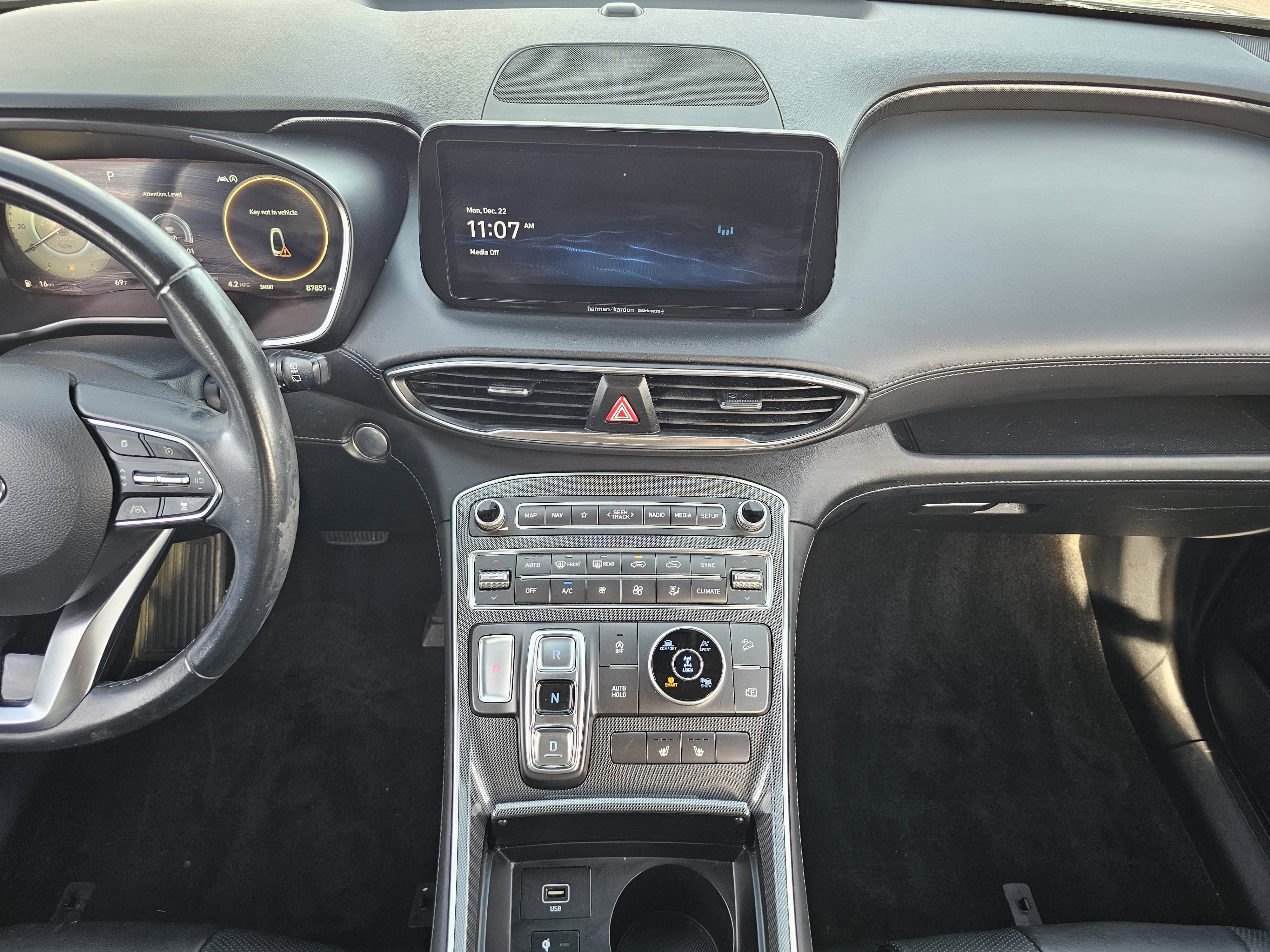 Used 2021 Hyundai Santa Fe SEL w/ Convenience + Premium Package image 18