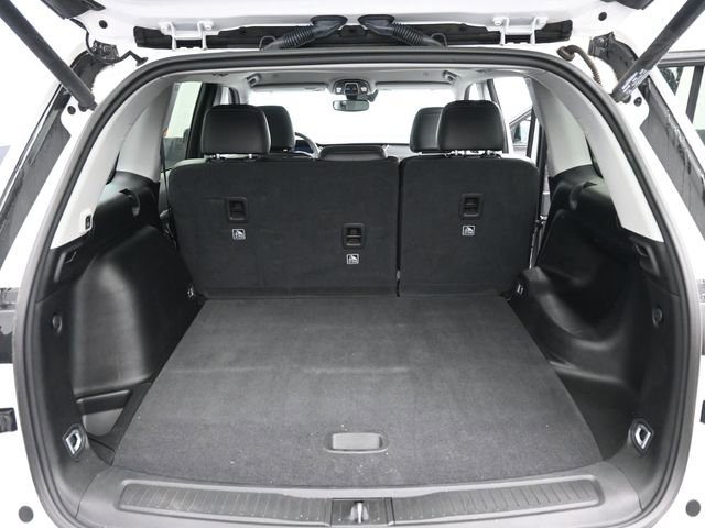 Used 2023 Jeep Grand Cherokee Limited image 6