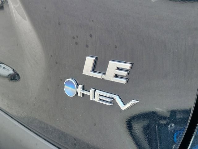 Used 2025 Toyota RAV4 LE image 8