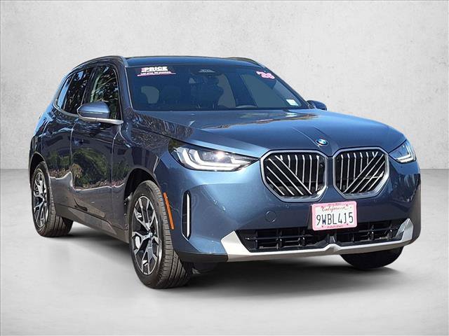 Used 2026 BMW X3 xDrive30i w/ Premium Package AWD/4WD image 3