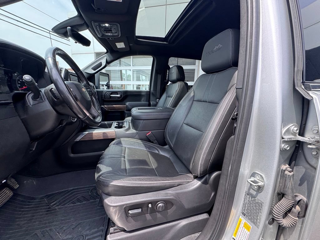 Used 2021 Chevrolet Silverado 2500 High Country w/ Z71 Off-Road Package AWD/4WD image 10