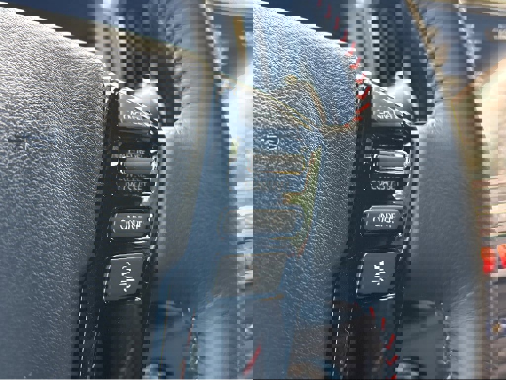 New 2025 Nissan Frontier PRO-4X w/ Black Accent Package image 17