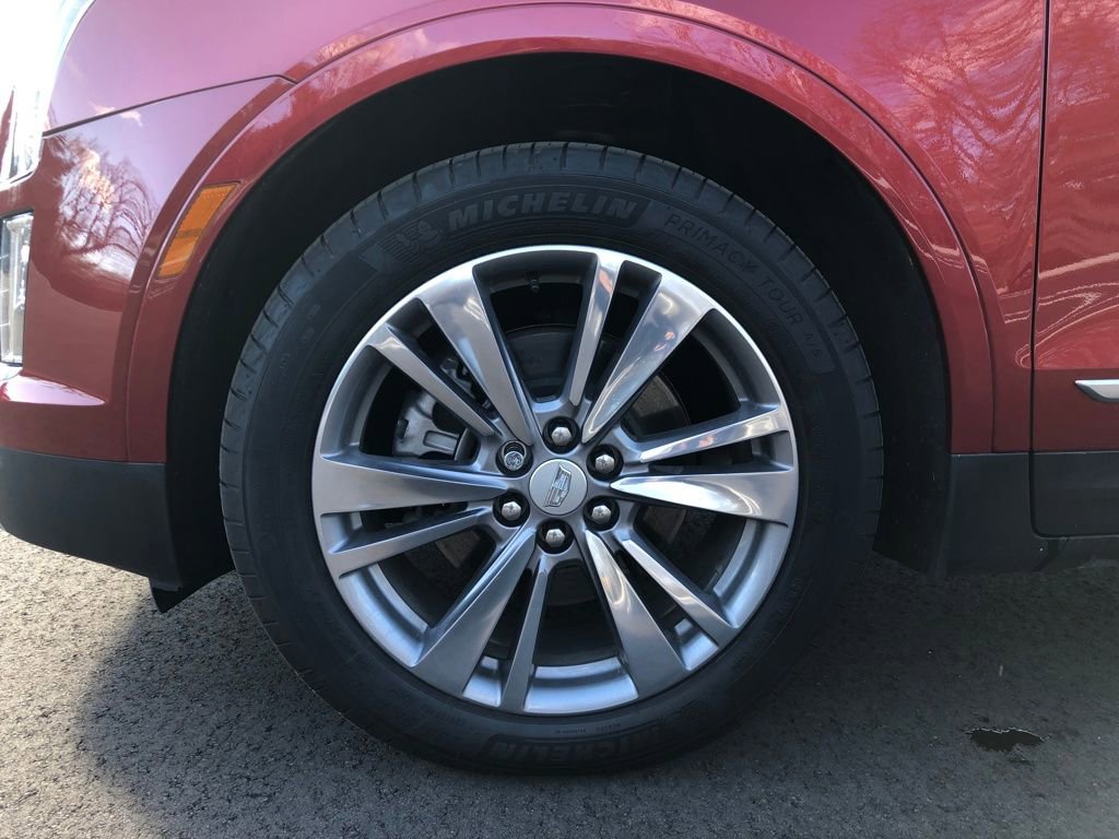 Used 2025 Cadillac XT5 Premium Luxury w/ LPO, Floor Liner Package image 10