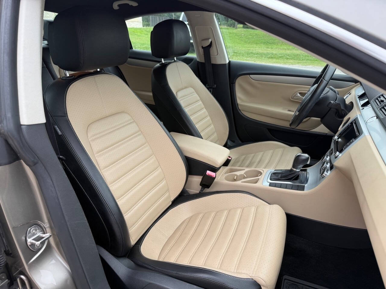 Used 2013 Volkswagen CC Sport FWD image 23