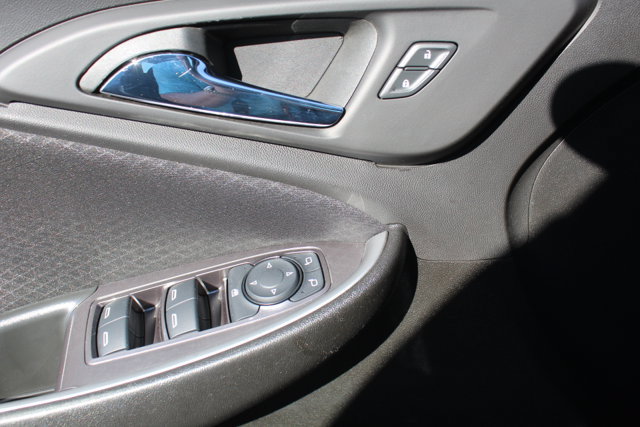 Used 2023 Chevrolet Malibu RS FWD image 29