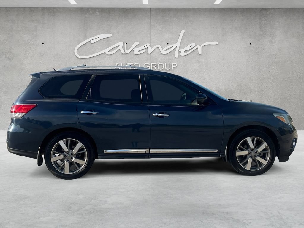Used 2014 Nissan Pathfinder Platinum w/ Platinum Premium Package FWD image 17