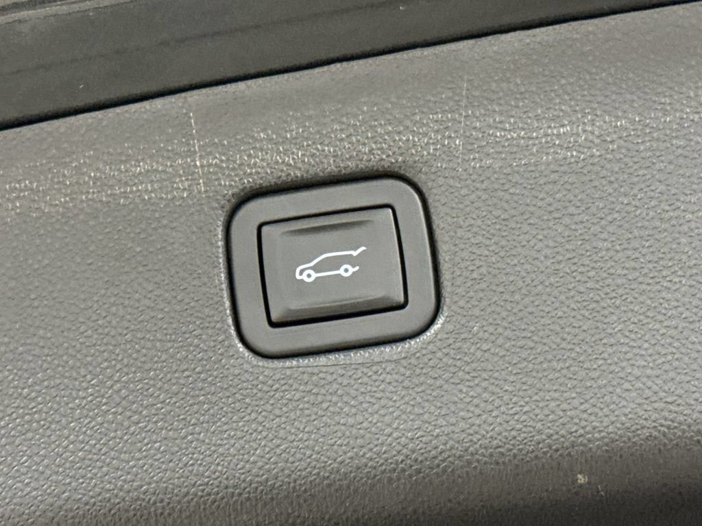 Used 2019 Chevrolet Blazer Premier w/ Sun and Wheels Package AWD/4WD image 30