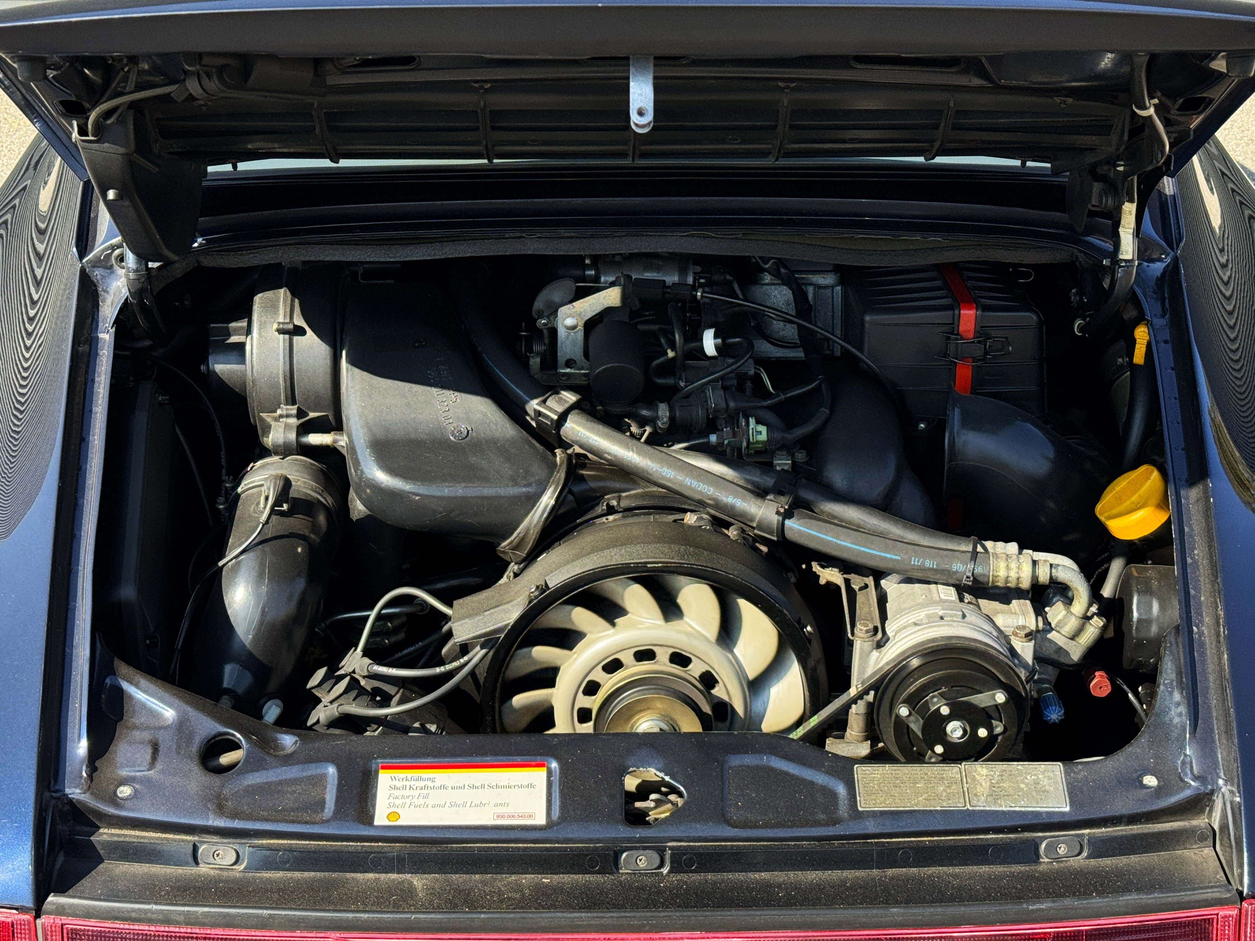 Used 1992 Porsche 911 Carrera image 16