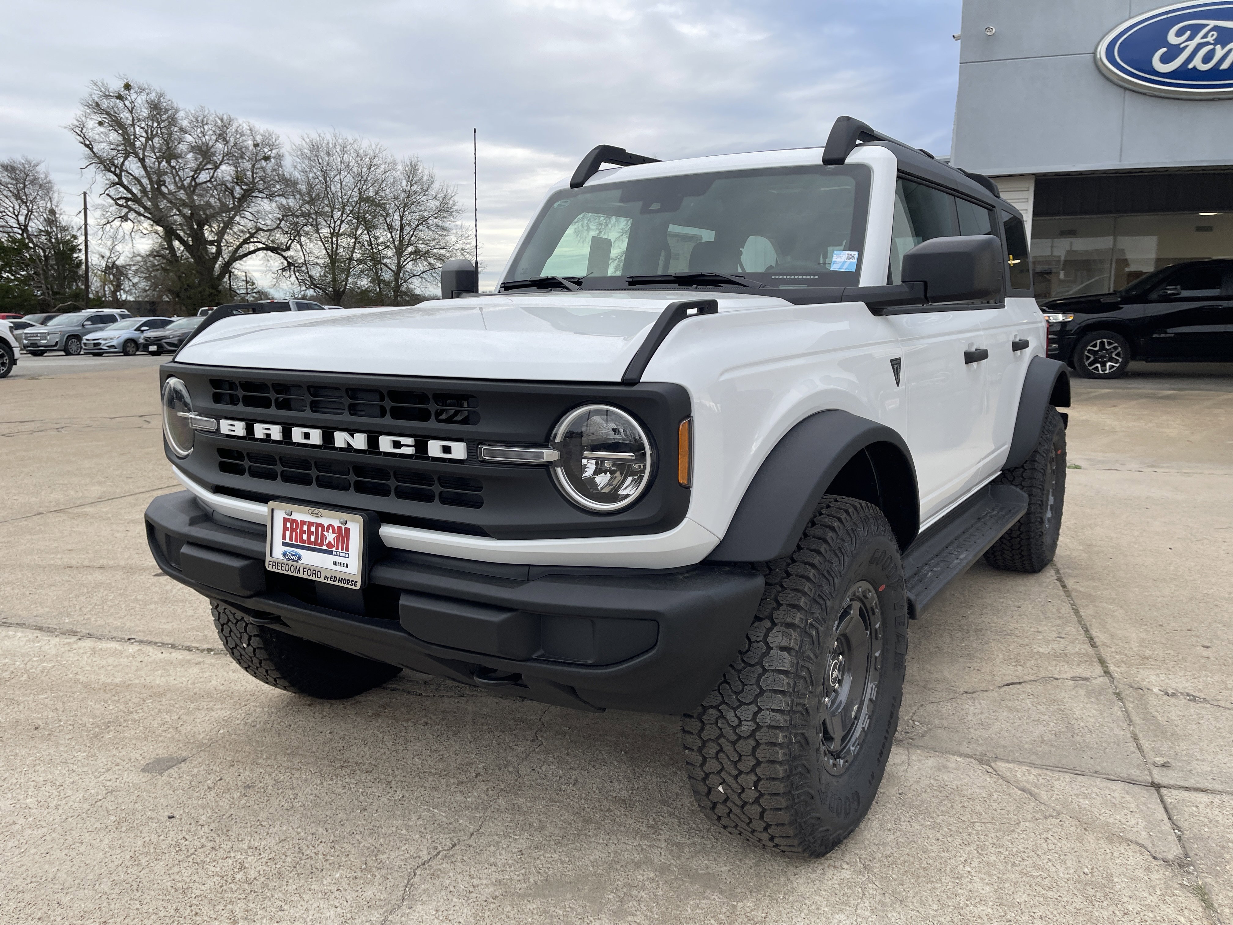 New 2025 Ford Bronco Base w/ Sasquatch Package image 8