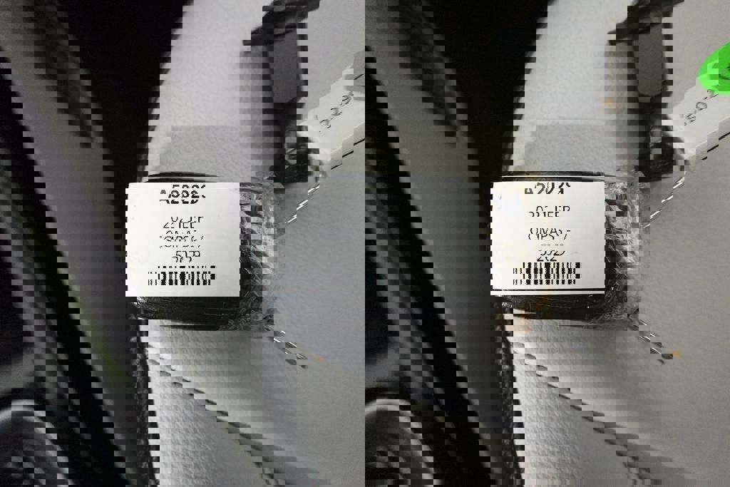 Used 2021 Jeep Compass Limited image 33