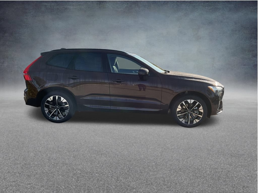 New 2026 Volvo XC60 B5 Plus w/ Protection Package Premier AWD/4WD image 9