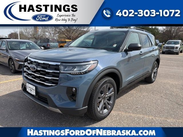 New 2026 Ford Explorer Active w/ Active Comfort Package AWD/4WD image 1