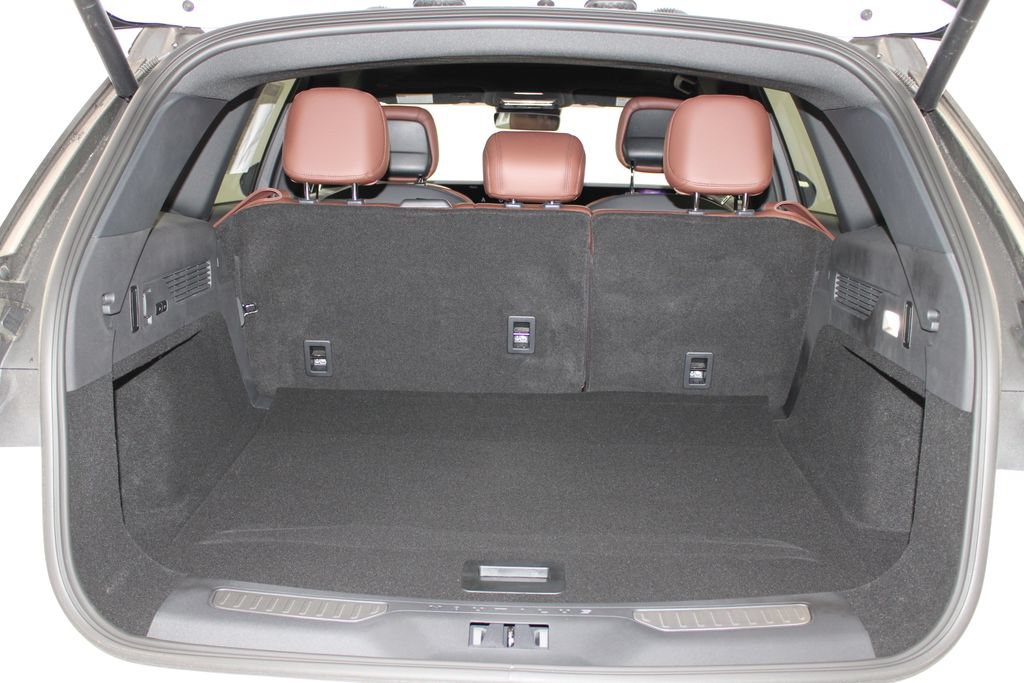 New 2026 Lincoln Nautilus Reserve AWD/4WD image 13