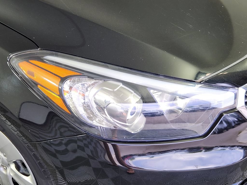 Used 2016 Kia Forte LX FWD image 10